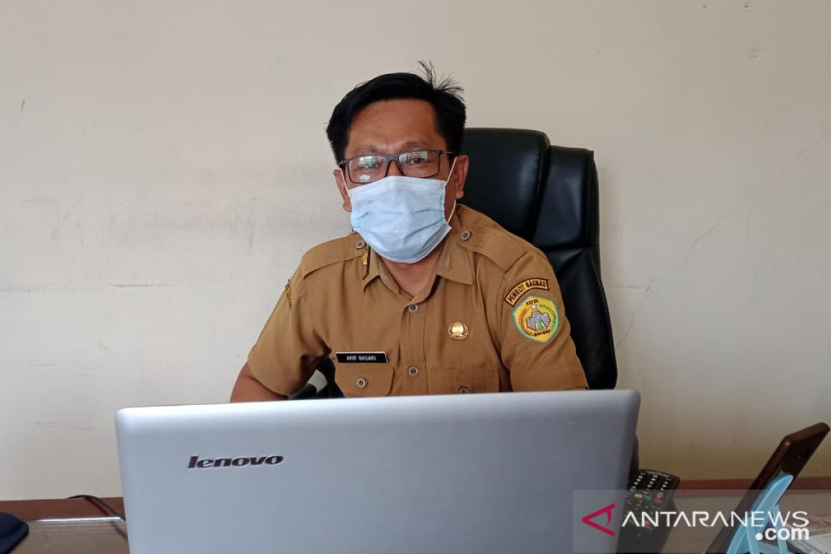 Antisipasi penyebaran COVID-19, Disdukcapil Baubau melayani secara daring