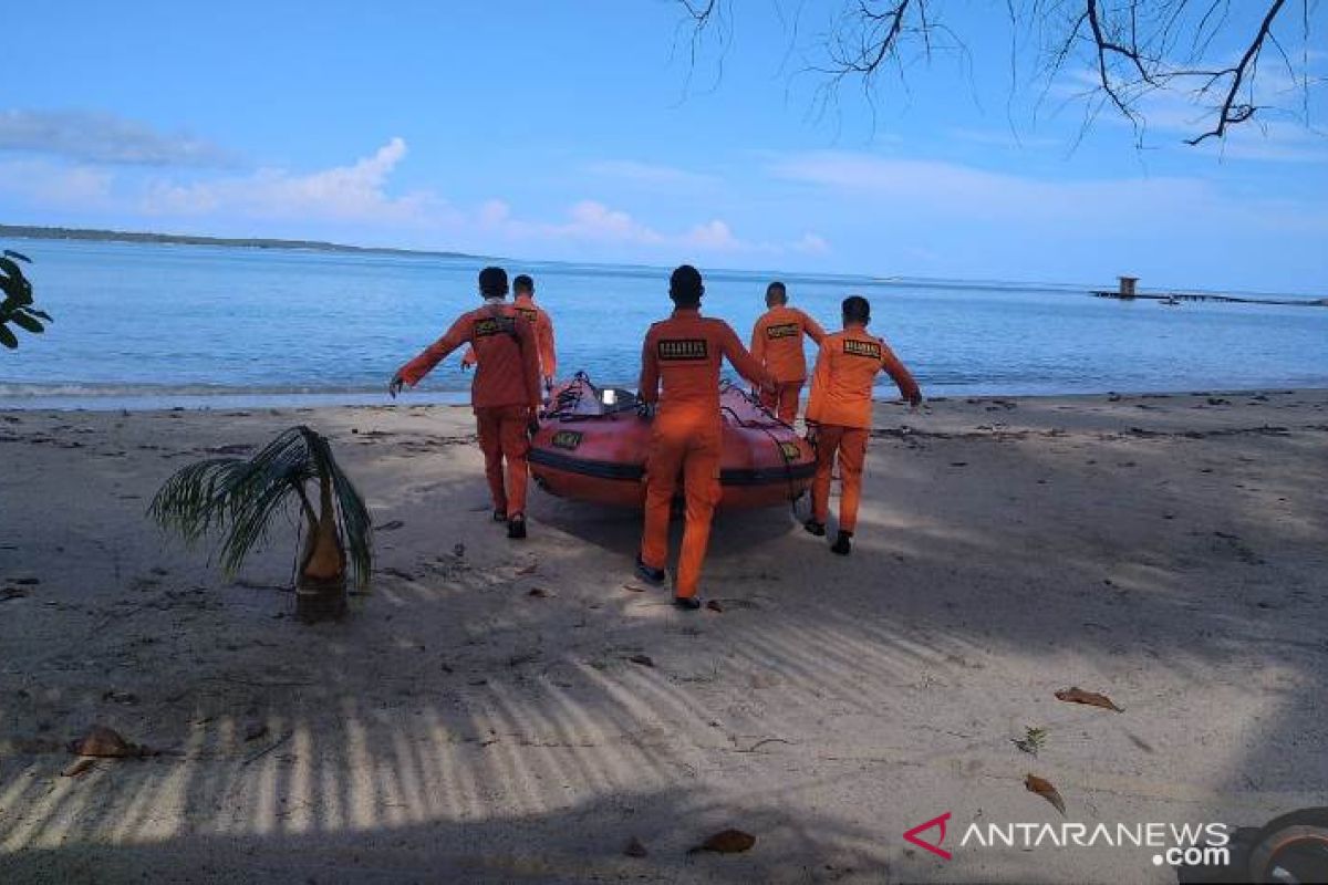 Tim SAR buka operasi pencarian nelayan hilang di perairan Pulau Seliu Belitung