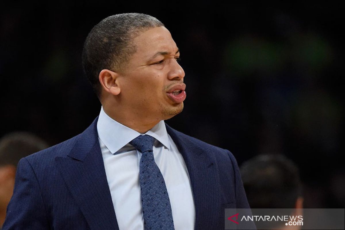 Clippers resmi pekerjakan Tyronn Lue sebagai pelatih