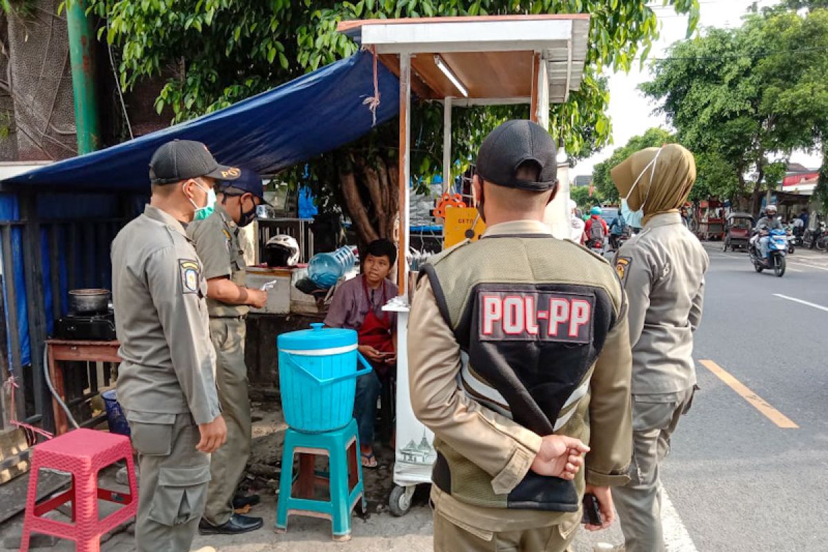 Kota Yogyakarta gelar edukasi akbar protokol kesehatan tempat usaha