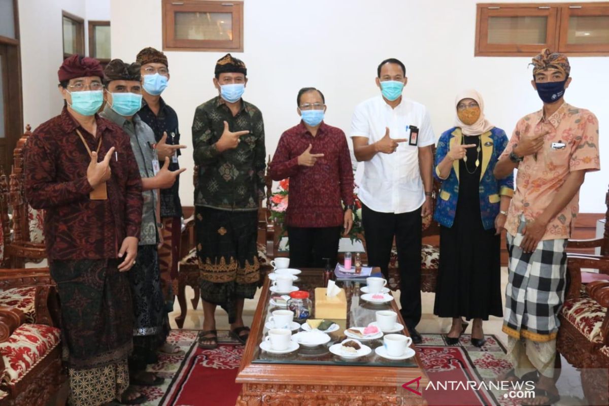 Gubernur: arak Bali bisa bersaing seperti sake dan soju