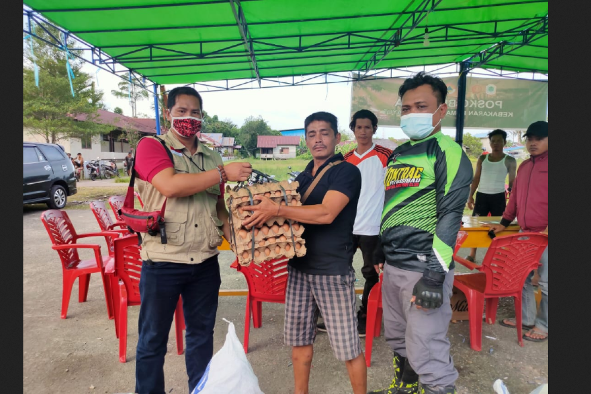 Komunitas motor trail dan wartawan bantu korban kebakaran Sayut