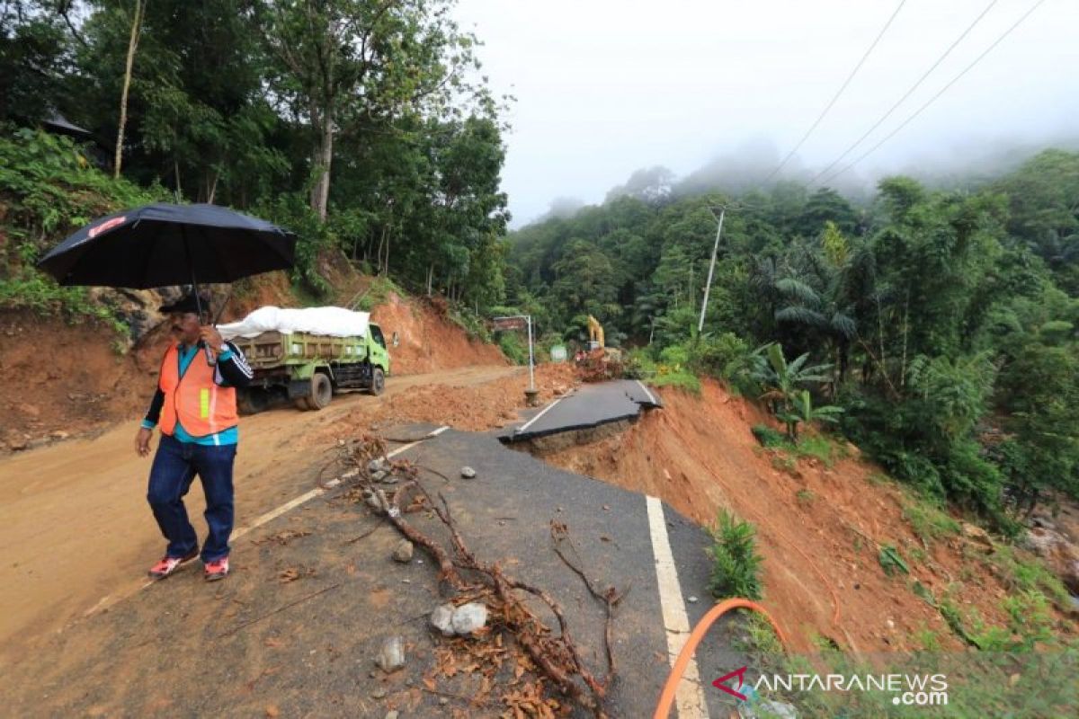 Manggarai Barat petakan daerah rawan bencana