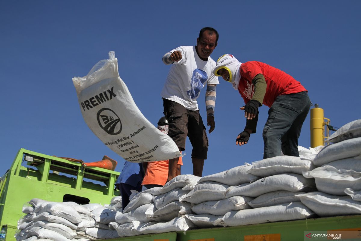 Kurangi impor, pemerintah minta produksi aspal Buton ditingkatkan