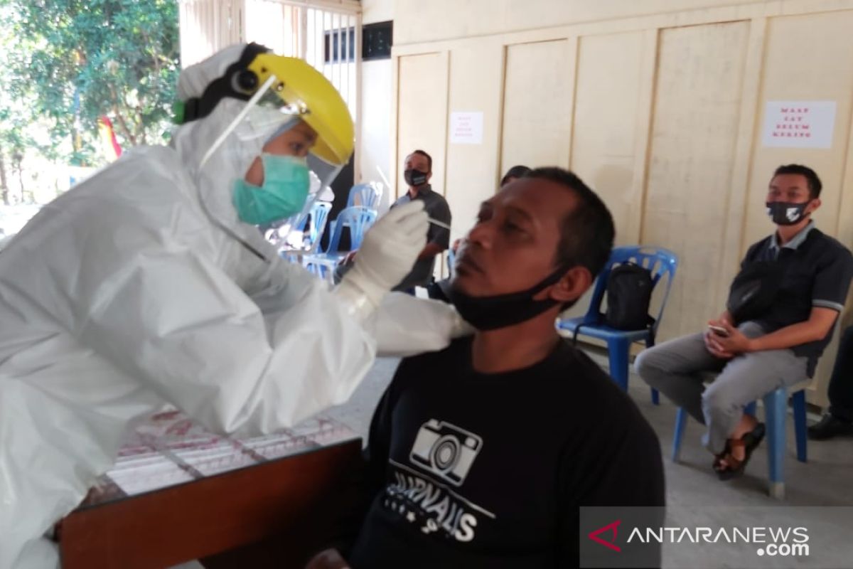 Pasien terkonfirmasi COVID-19 di Kulon Progo mencapai 220 orang