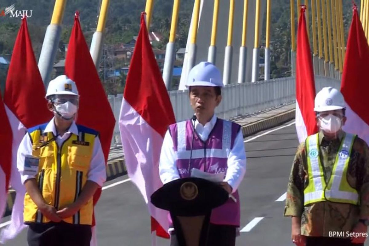 90 persen, pembangunan Jembatan Teluk Kendari gunakan material lokal