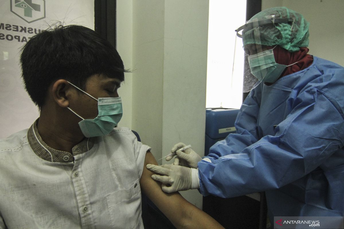 Menko Airlangga: Daerah merah COVID-19 berpeluang prioritas vaksinasi