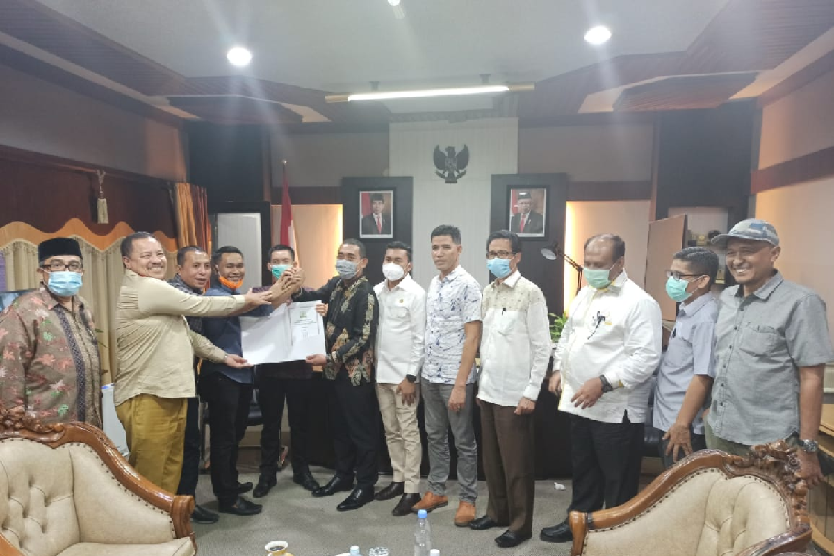 Hak angket DPRA terhadap Nova Iriansyah diputuskan pekan depan