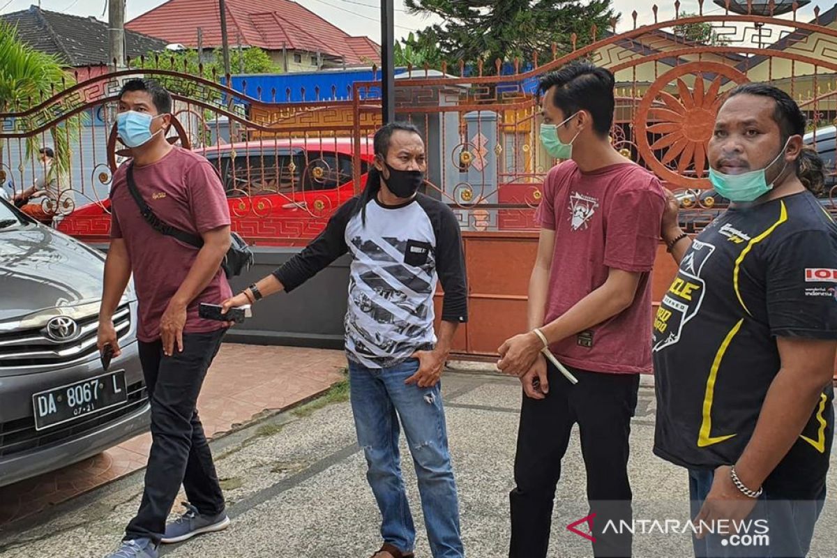 Aksi tipu-tipu penggelapan mobil berakhir di tangan Macan Kalsel