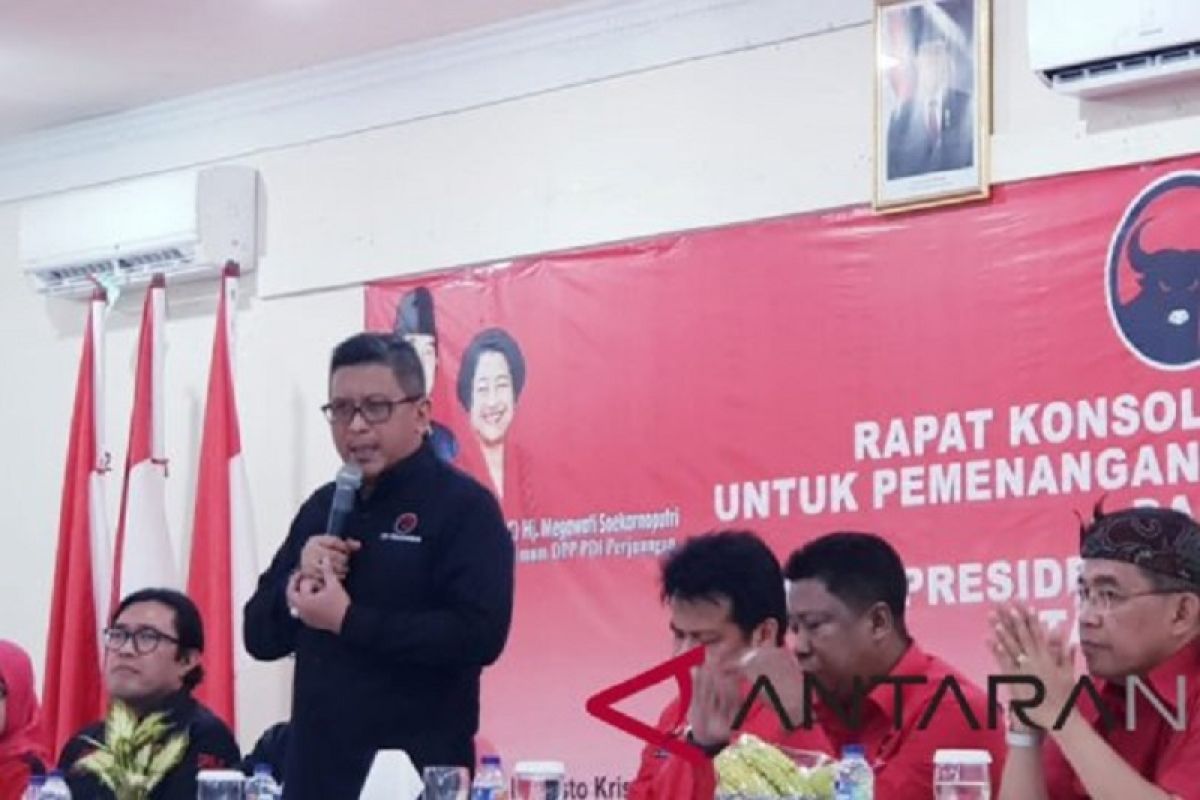Megawati ingatkan seluruh  anggota dan kader PDIP tak terlena dua kali menang Pemilu