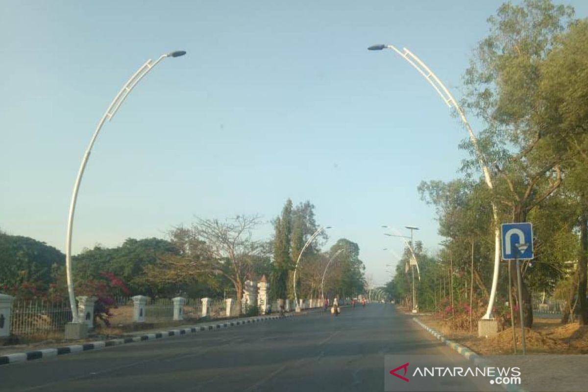 Kota Kupang bangun 1.800 lampu  jalan
