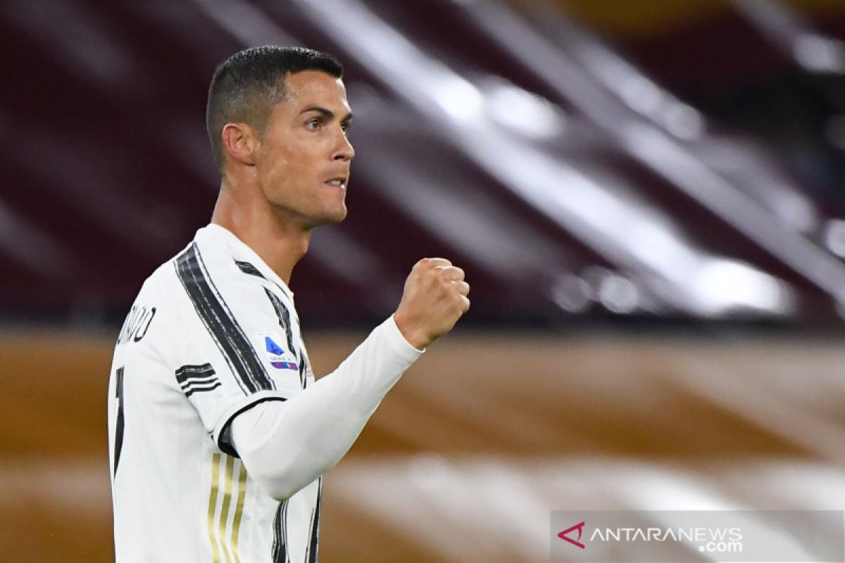 Cristiano Ronaldo dinyatakan negatif COVID-19