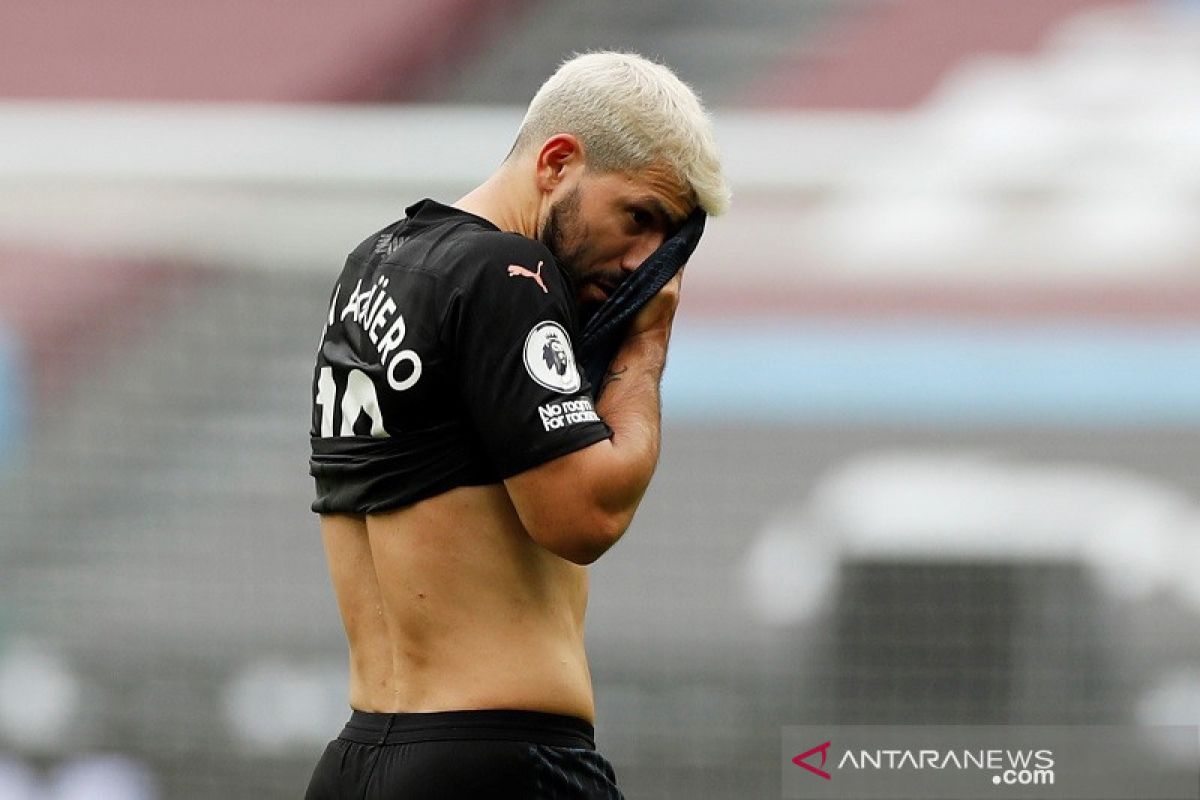 Liga Inggris - Main satu babak lawan West Ham, Sergio  Aguero ternyata cedera lagi