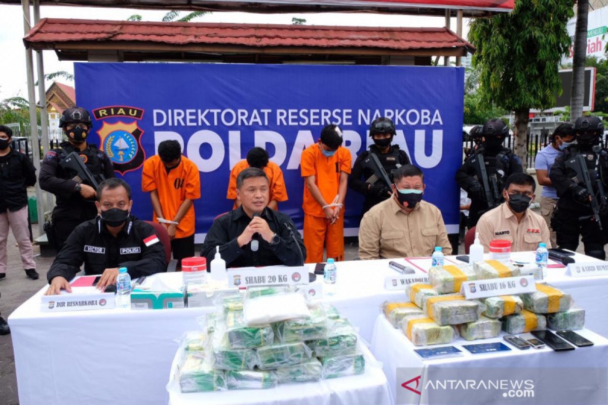 Kemarin, tiga penambang jadi tersangka hingga perwira terlibat sabu