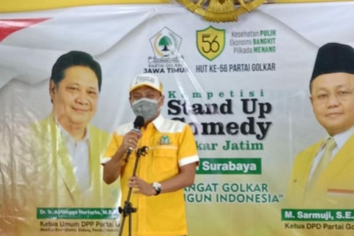 Cara Golkar kritik kebijakan pemerintah lewat lomba komedi di Surabaya