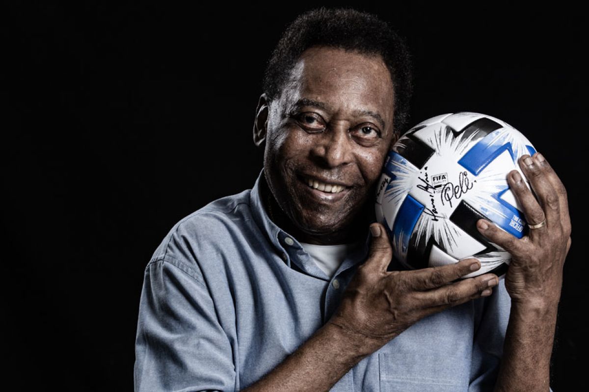 Legenda Sepak Bola Pele pernah kapok bermain