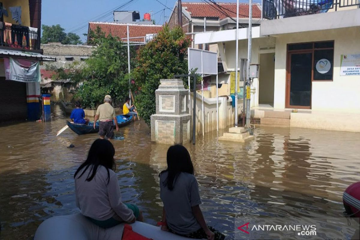 BPBD Jabar: Tiga Dusun di Ciparay Kabupaten Bandung terendam banjir