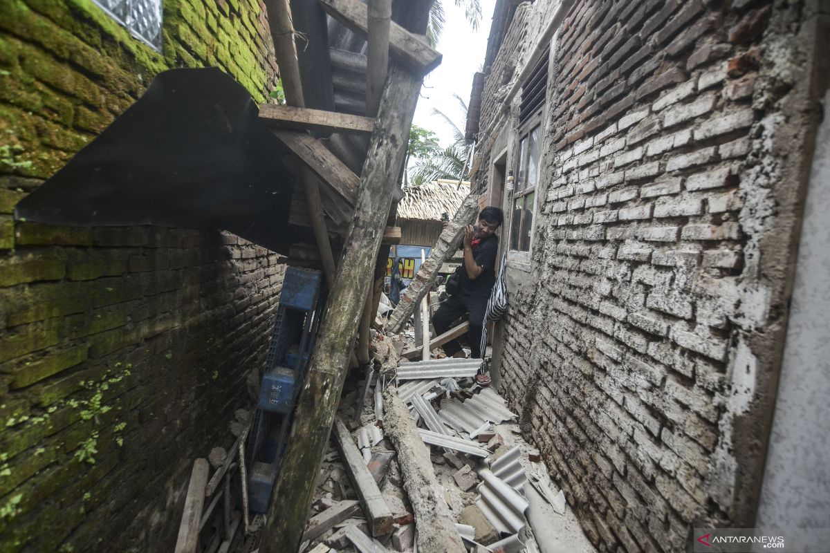 Getaran gempa berkekuatan 5,5 SR tidak berdampak kerusakan