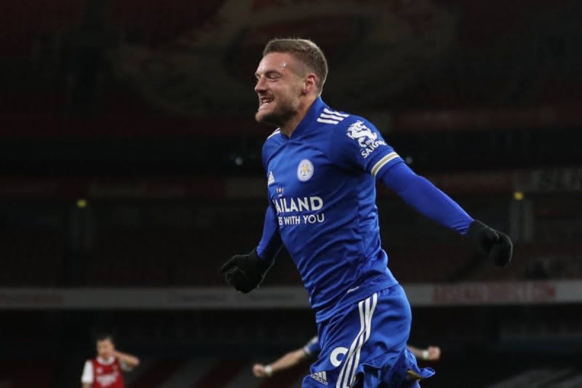 Jamie Vardy jadi pembeda saat Leicester kalahkan Arsenal