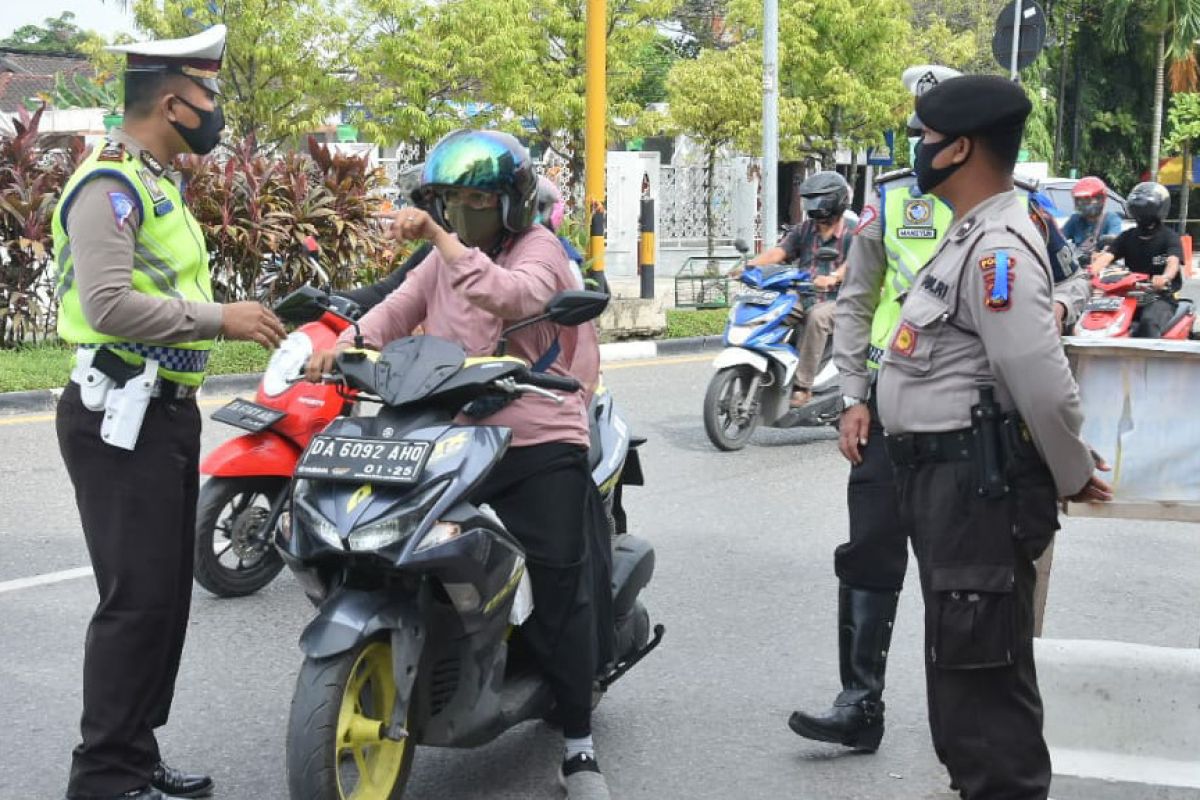 Polisi incar pengguna helm SNI palsu saat Operasi Zebra