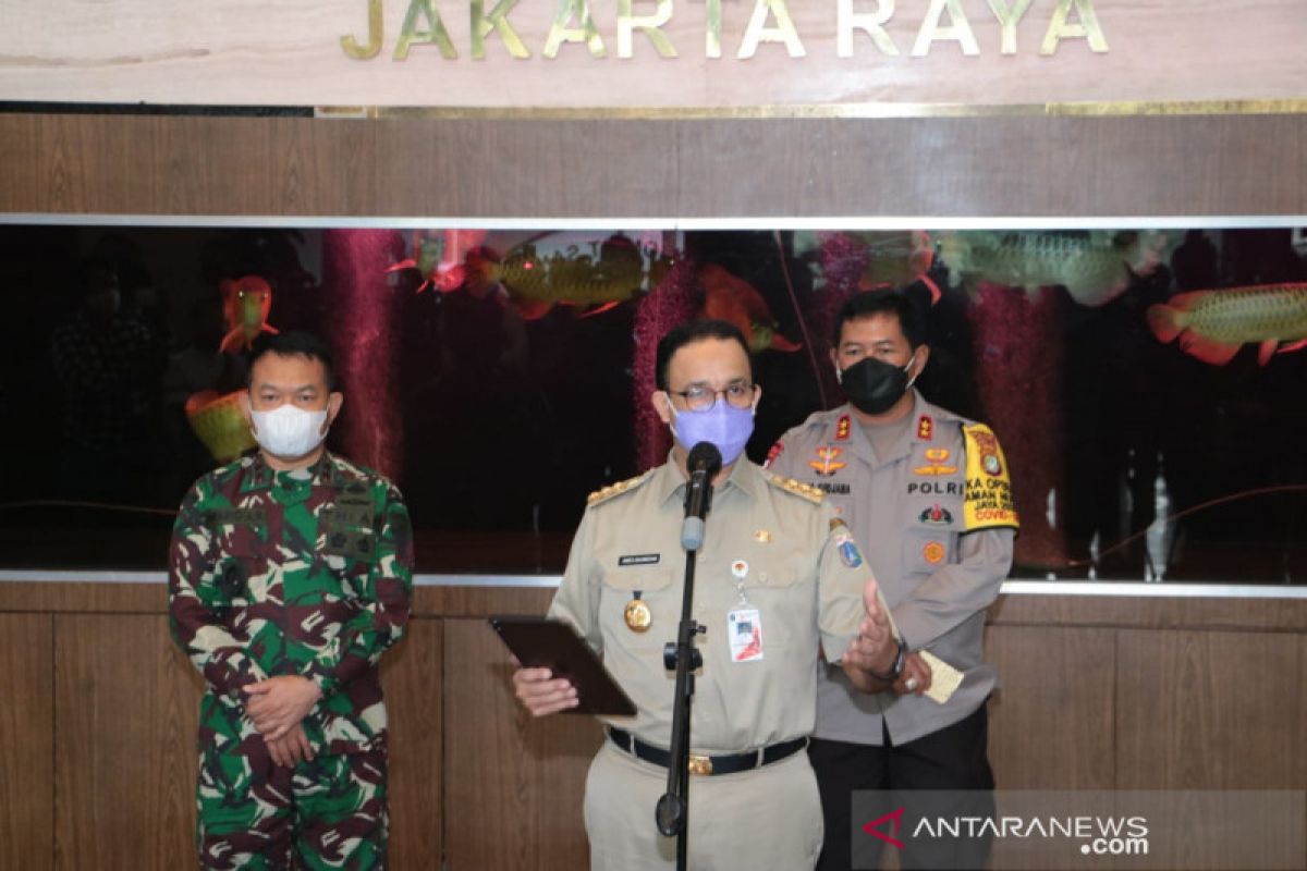 Anies sarankan gunakan masker di lingkungan keluarga