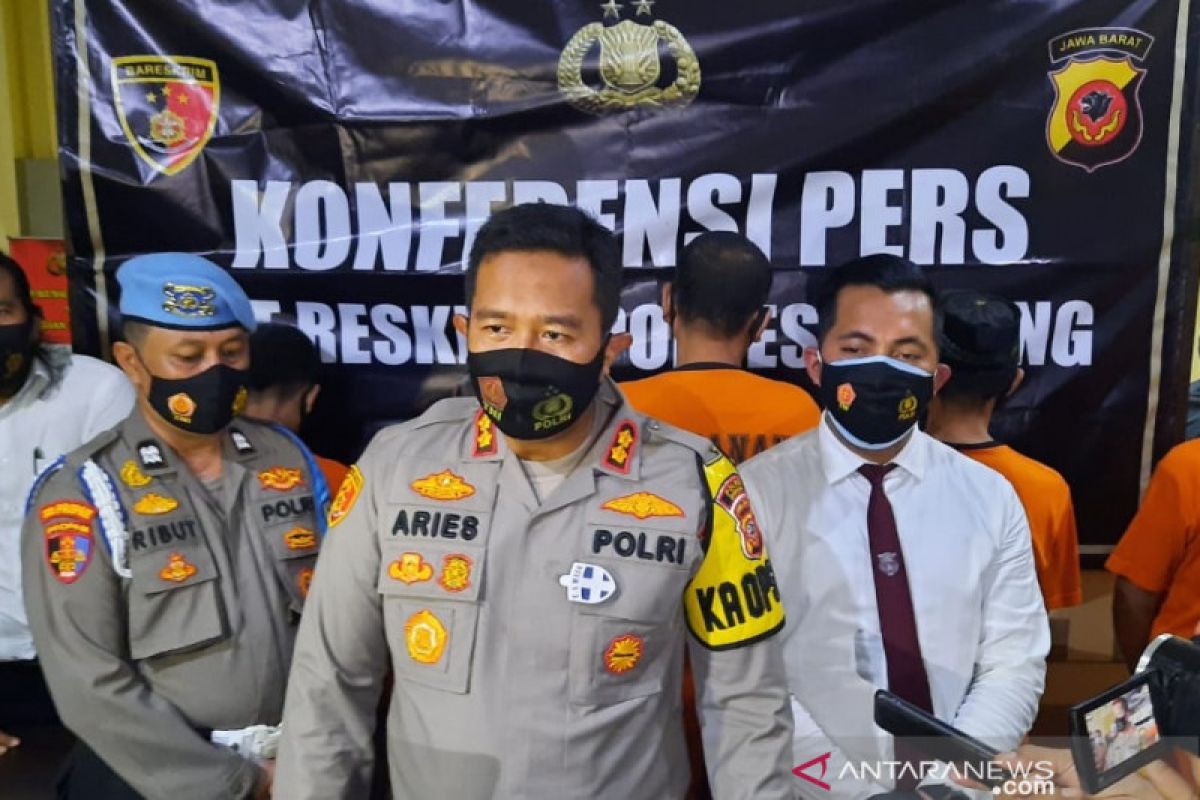 Polres Subang tangkap enam pelaku pencuri sarang walet