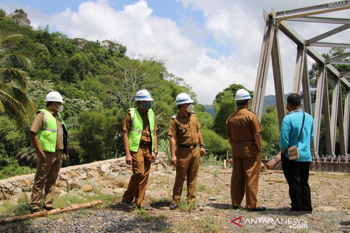 Bupati HSS pesankan Jembatan Loksado dijaga, jadi akses bawa hasil usaha masyarakat