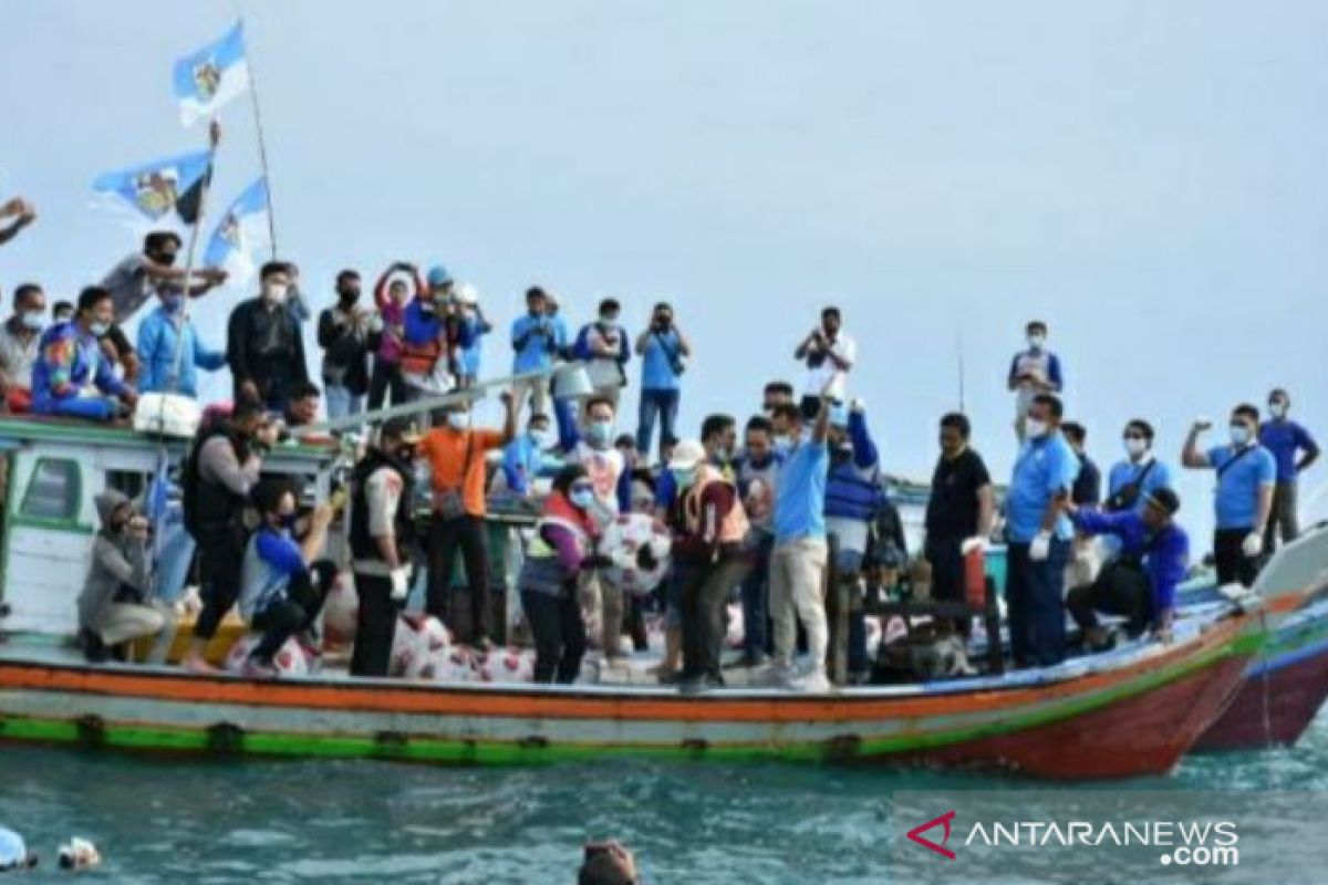 Gubernur dan KNPI Babel lakukan aksi unik jaga kelestarian lingkungan