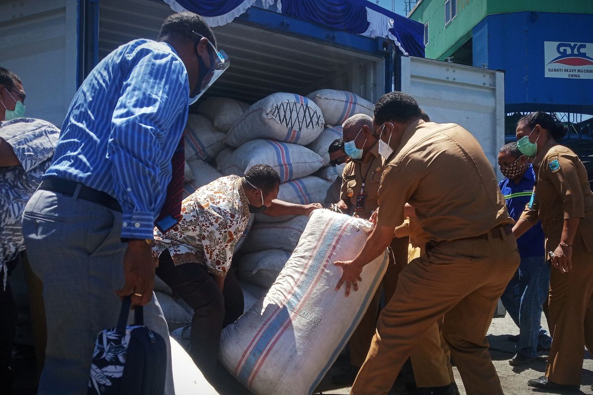 Teluk Wondama genjot produksi rumput laut