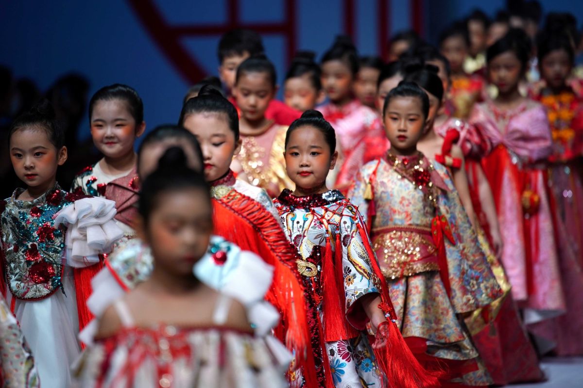 Kelahiran baru di China turun 15 persen pada 2020