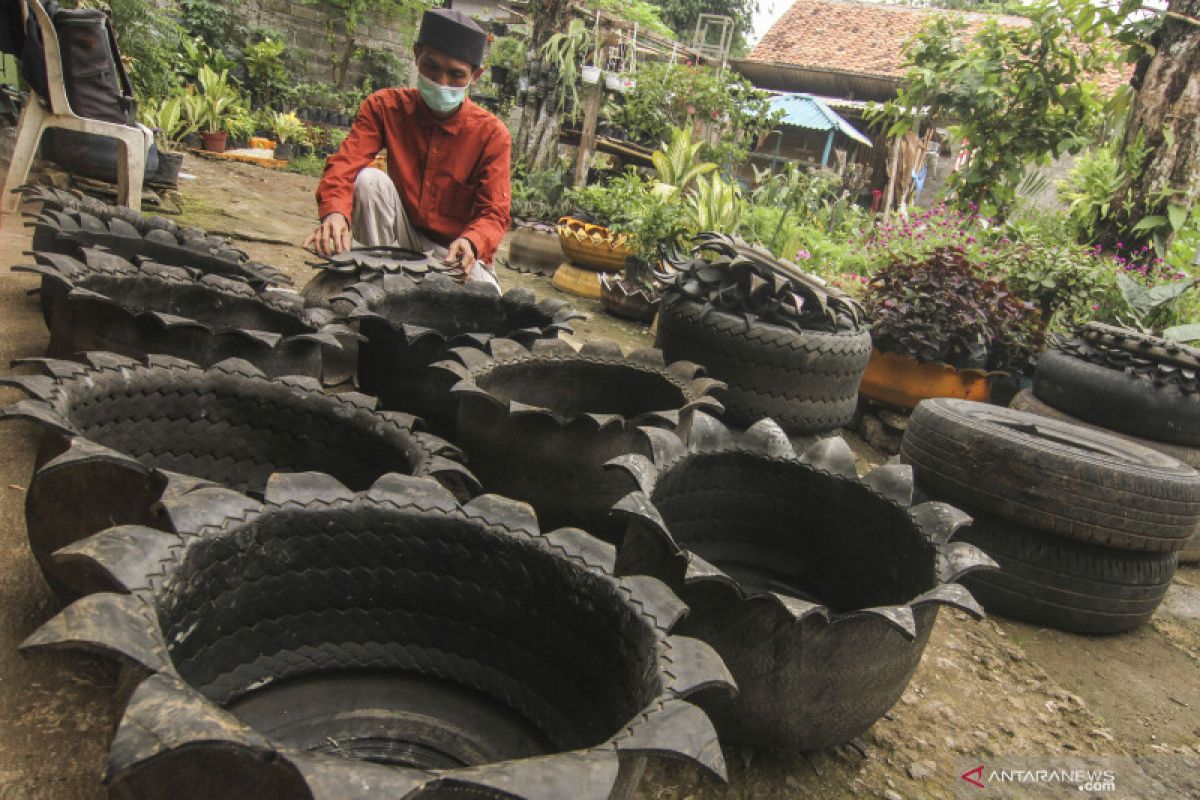 Disnaker Depok dorong masyarakat berwirausaha