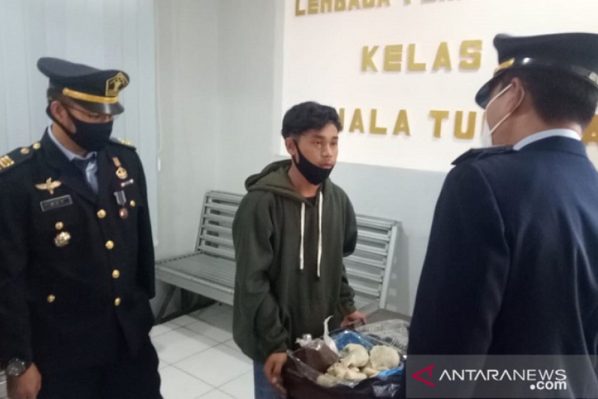 Petugas Lapas Tungkal bongkar penyelundupan sabu-sabu dalam pempek