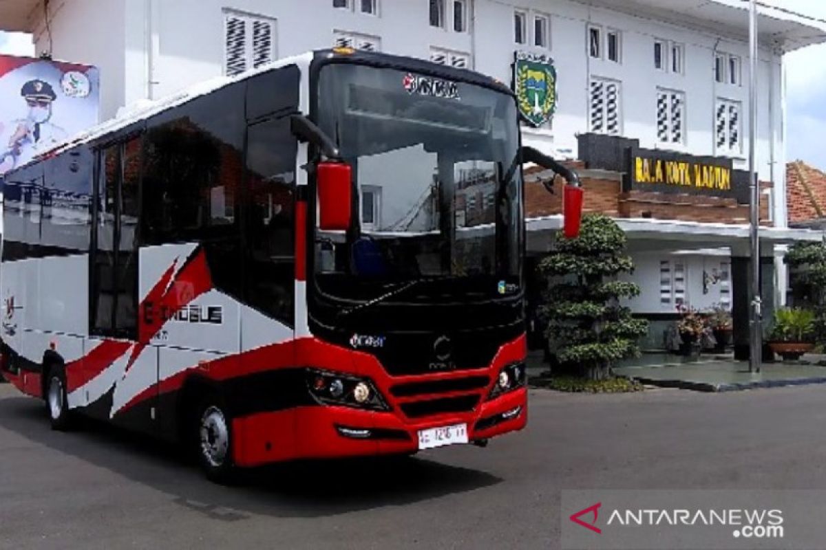 INKA siap pasarkan bus listrik ramah lingkungan