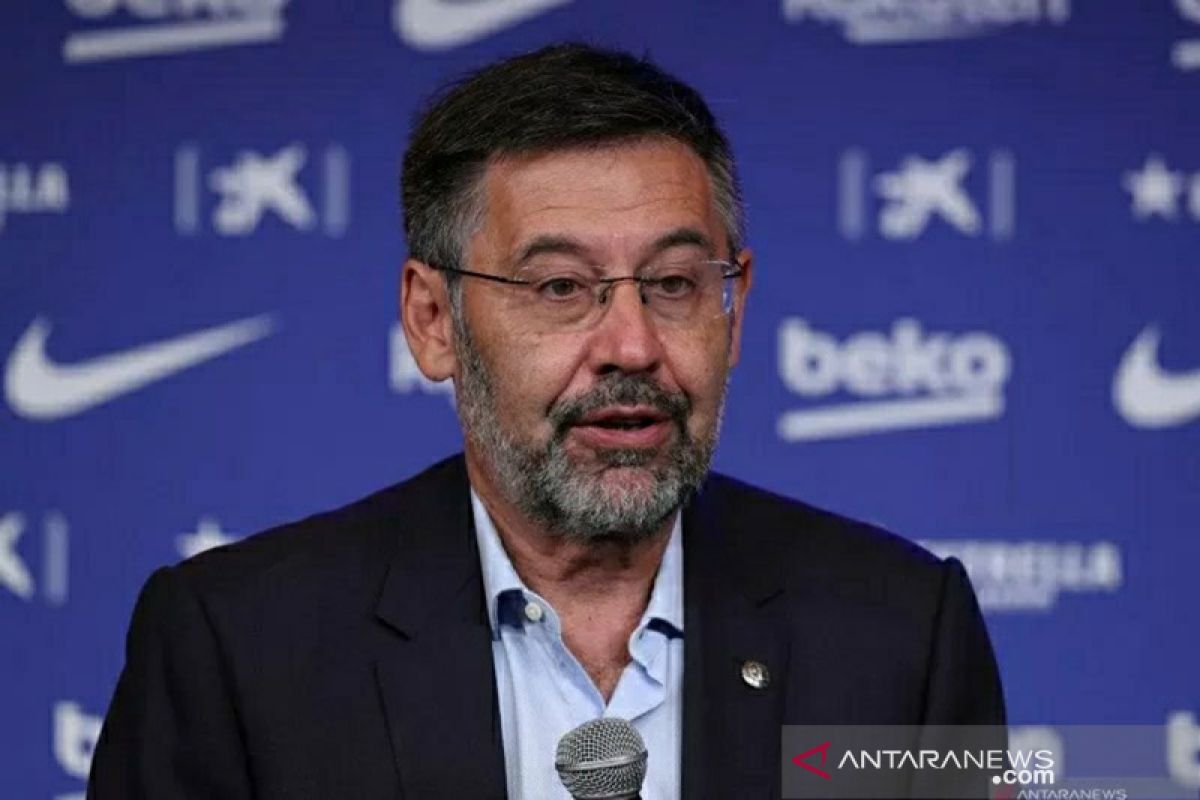 Josep Maria Bartomeu akhirnya buka  suara soal kepergian Lionel Messi