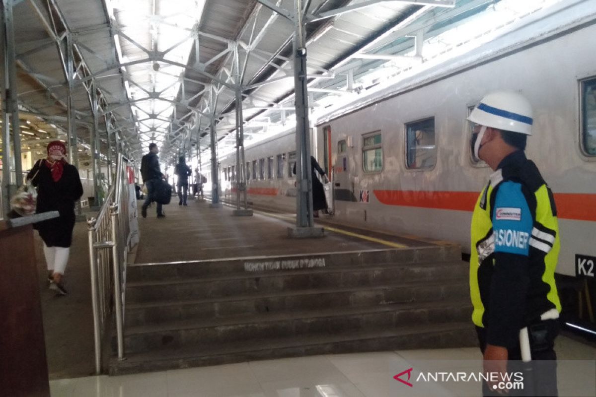 Libur panjang, penumpang di Stasiun Solobalapan meningkat