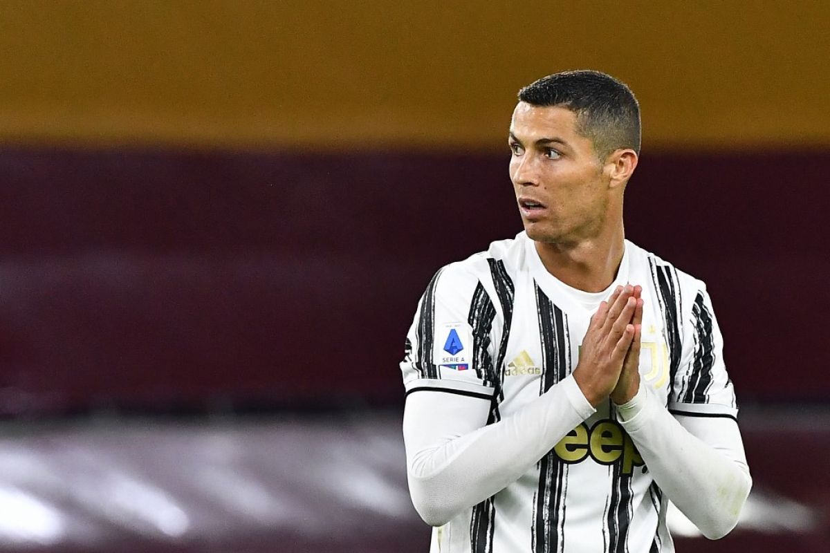 Ronaldo resmi tak masuk skuad Juventus lawan Barcelona