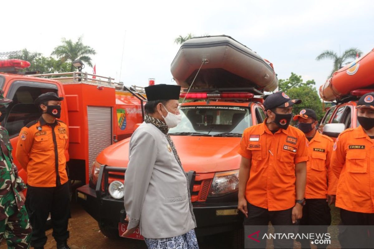 Pemkab Pekalongan mengimbau warga waspada longsor dan banjir