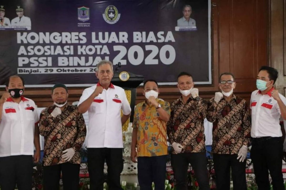 Wali Kota Muhammad Idaham buka kongres PSSI Binjai