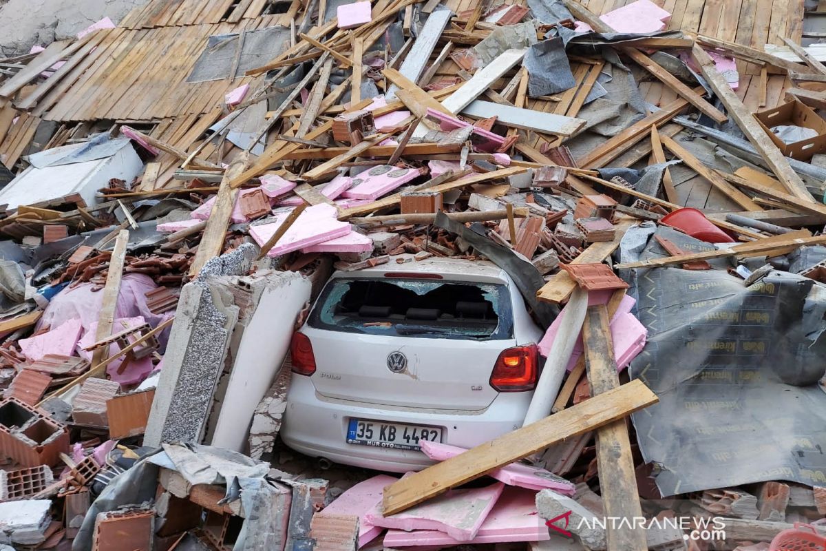 Bocah tiga tahun diselamatkan setelah tiga hari gempa di Turki