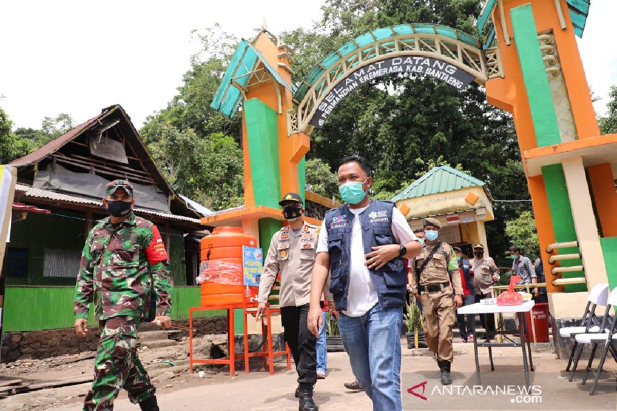 Cegah COVID-19, Bupati Bantaeng ingatkan warga gunakan masker