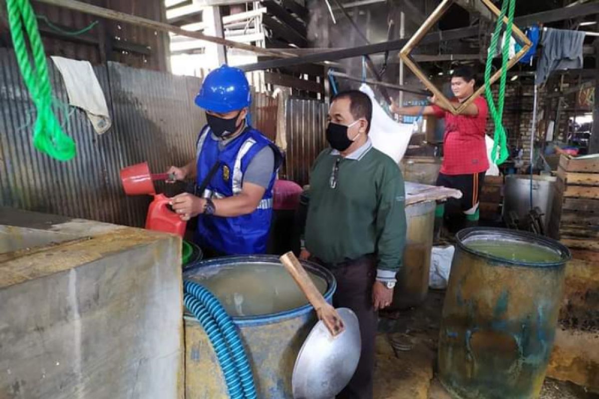 Banjarmasin govt checks of 36 businesses' waste management