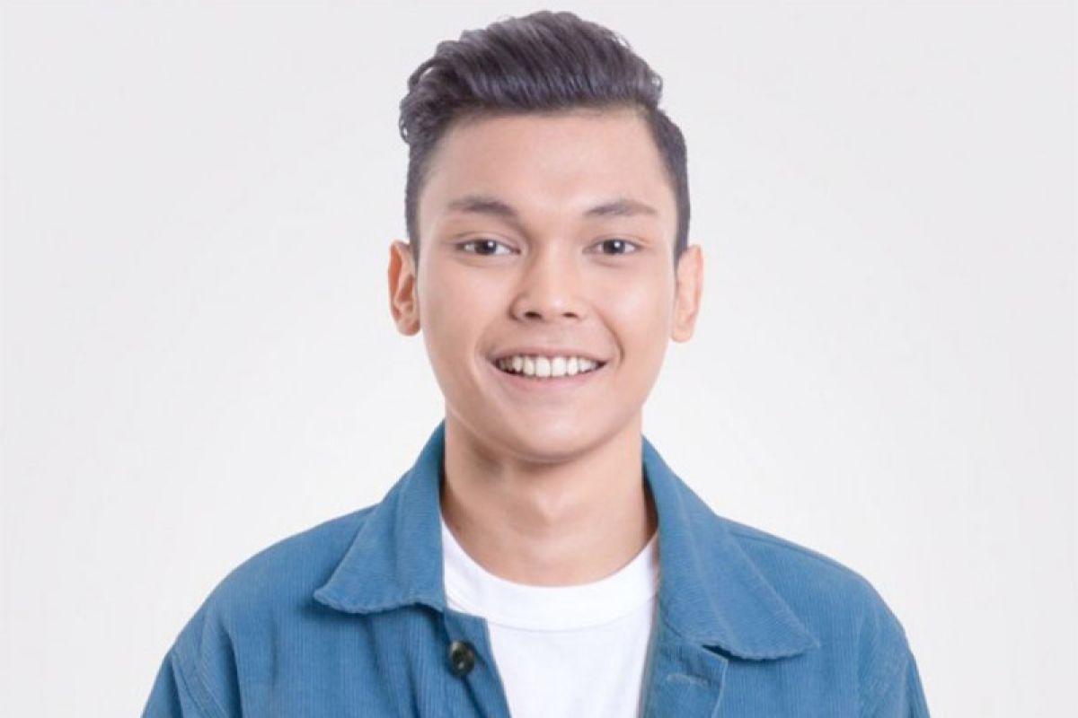 Adlani Rambe ajak bernostalgia di "Album Pop Termanis Vol. 1"