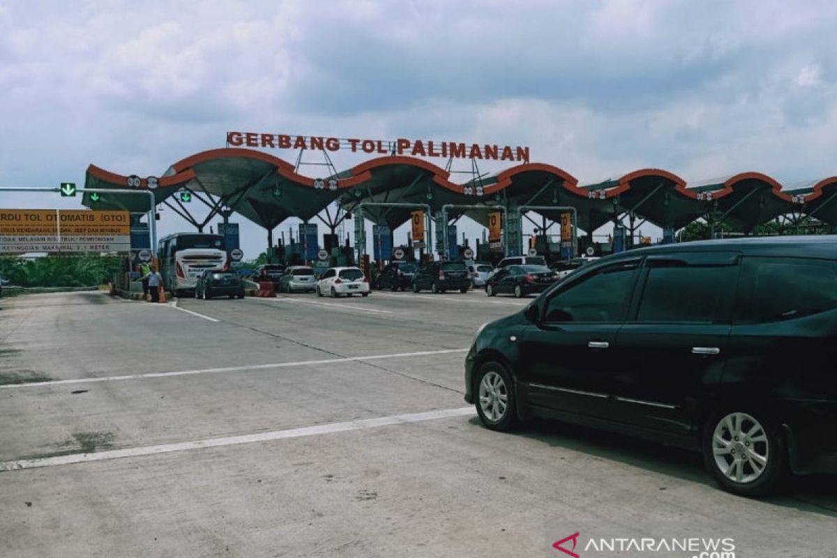 Arus balik libur panjang di jalan Tol Cipali ramai lancar