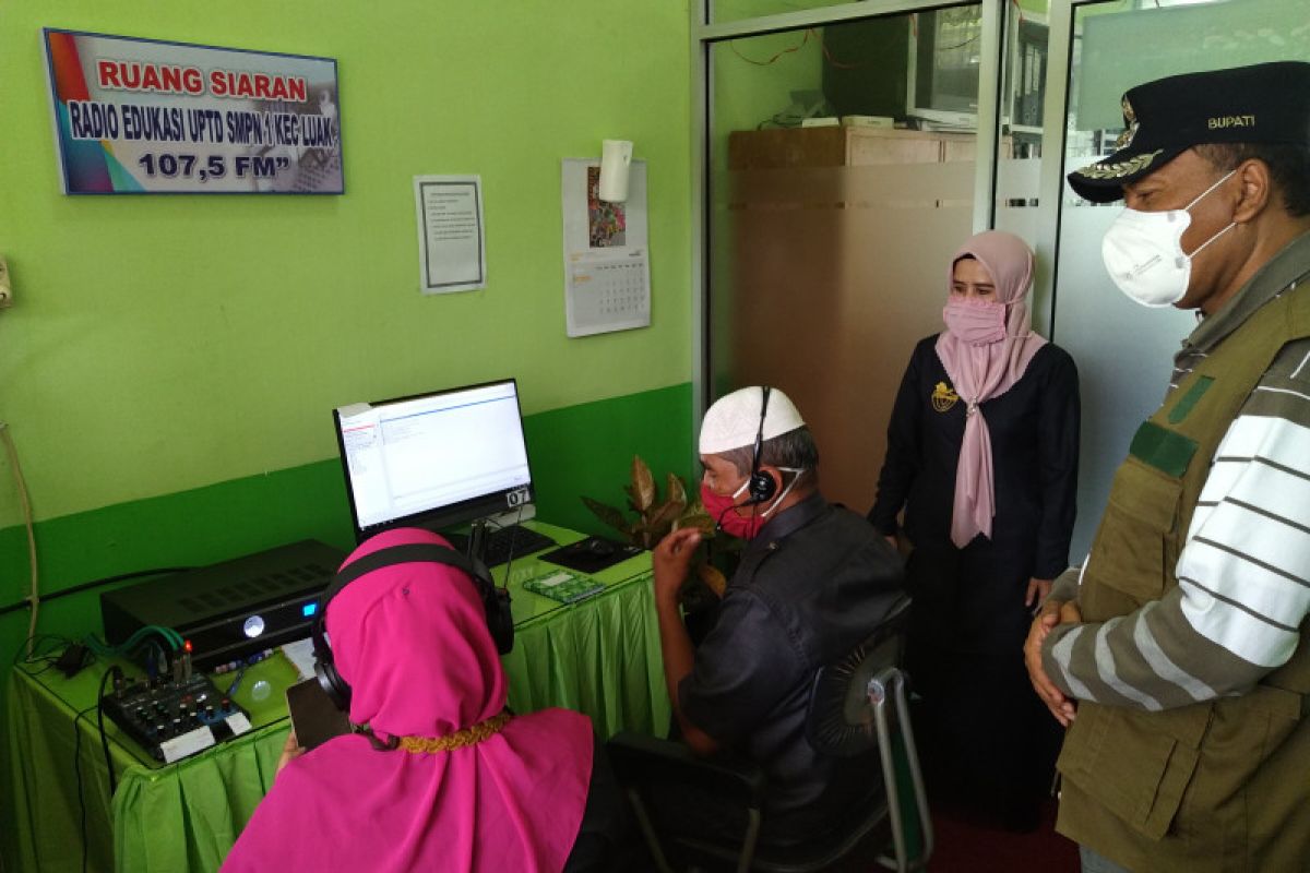 SMP Negeri 1 Luhak luncurkan radio edukasi untuk dukung pelajaran jarak jauh