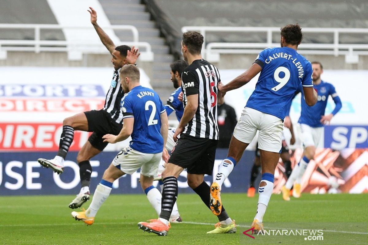 Carlo Ancelotti : Penalti Newcastle mengubah alur pertandingan