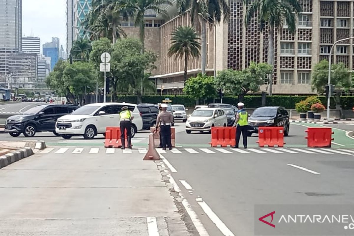 Tiga rute TransJakarta dimodifikasi imbas dua demo di Jakarta Pusat