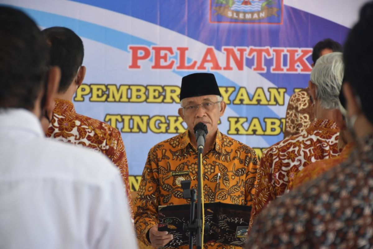 Bupati Sleman harapkan LPM tingkatkan budaya gotong royong