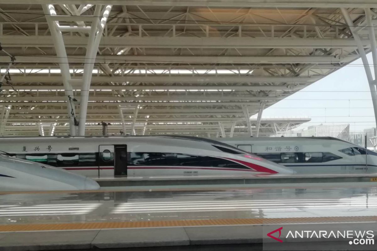 China membangun kereta cepat Thailand, lebih panjang dari Jakarta-Bandung