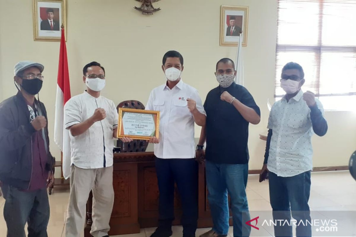 Ketua PMI DKI terima penghargaan Jakarta Youth Award 2020