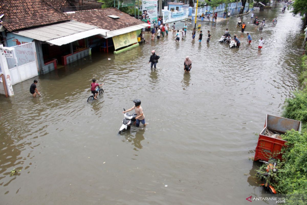 Walhi Sumsel: Banjir di Muara Enim dampak  eksploitasi SDA